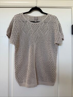Chico's Open-Knit Short Sleeve Scoop Neck Sweater in Taupe Beige
